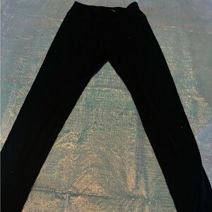 Black Leggings‎